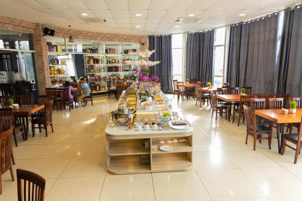 Hoang Loc Hotel Buôn Ma Thuột Zewnętrze zdjęcie